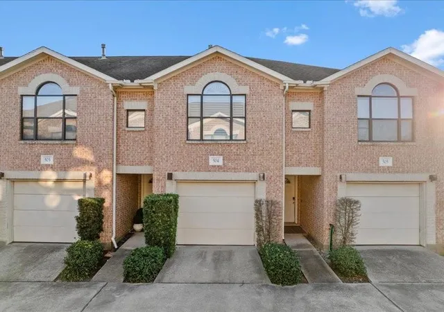 1st image of 5941 South Loop E #504, Houston, TX 77033 | MLS# 31927192
