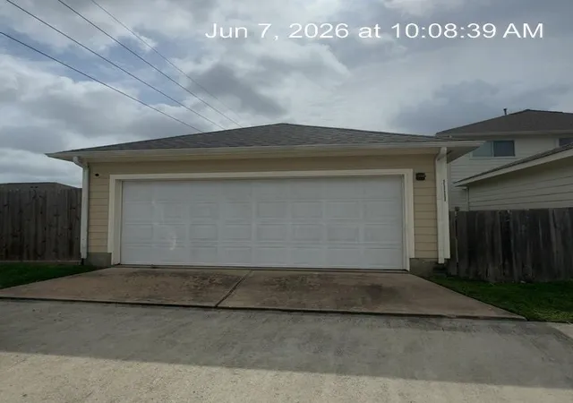 Photo 2 of Single family home for sale at 1111 Verde Trails Dr, Houston, TX 77073 | MLS# 63758252 | Listing updated on 2026-09-04