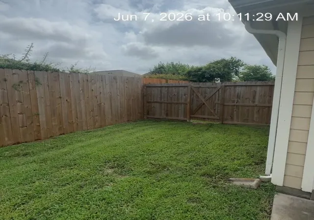 Photo 3 of Single family home for sale at 1111 Verde Trails Dr, Houston, TX 77073 | MLS# 63758252 | Listing updated on 2026-09-04