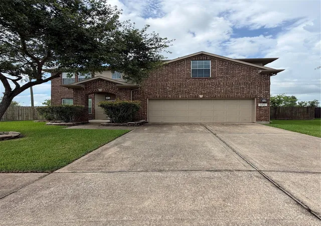 2nd image of 7034 Sun Creek Dr, Hitchcock, TX 77563 | MLS# 33690101