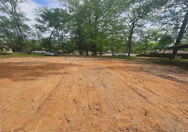 Photo 3 of Land for sale at 13095 Royal Shrs Dr, Conroe, TX 77303 | MLS# 58938670 | Listing updated on 2026-05-22