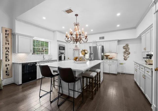 Photo 2 of Mansion for sale at 15902 Guinstead Dr, Spring, TX 77379 | MLS# 97964278 | Listing updated on 2026-06-01