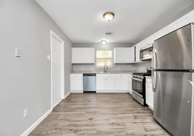 Photo 3 of Single family home for sale at 8106 Claiborne St, Houston, TX 77078 | MLS# 96780920 | Listing updated on 2026-06-27
