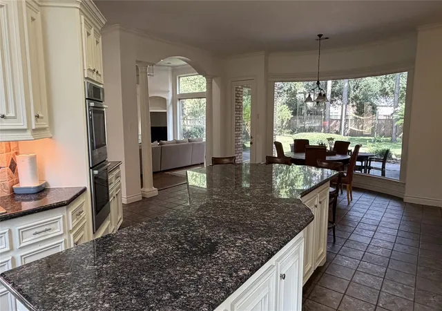 4th image of 8615 Haven Woods Wy, Tomball, TX 77375 | MLS# 28088111