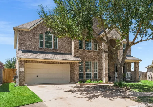Photo 2 of Sale Pending at 22315 Bridgestone Palm Ct, Spring, TX 77388 | MLS# 19912915 | Listing updated on 2026-09-10