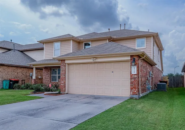 Photo 2 of Single family home for sale at 17718 Rose Summit Ln, Richmond, TX 77407 | MLS# 96092396 | Listing updated on 2026-08-11