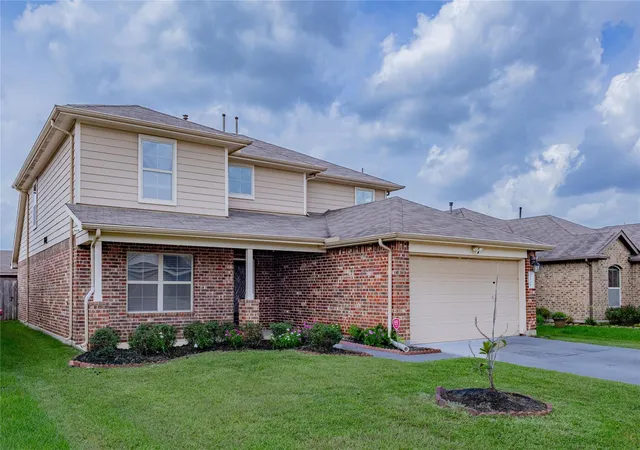 Photo 3 of Single family home for sale at 17718 Rose Summit Ln, Richmond, TX 77407 | MLS# 96092396 | Listing updated on 2026-08-11