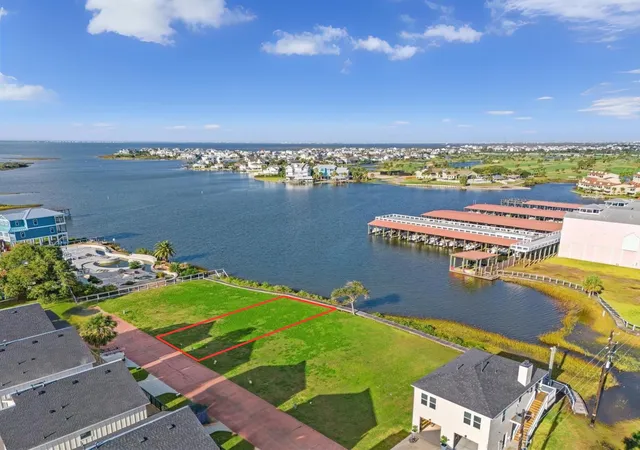 Photo 2 of Land for sale at 3611 Niko Ct, Galveston, TX 77554 | MLS# 97696134 | Listing updated on 2026-09-21