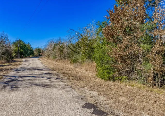 2nd image of 2113 County Road 278, Somerville, TX 77879 | MLS# 67342301