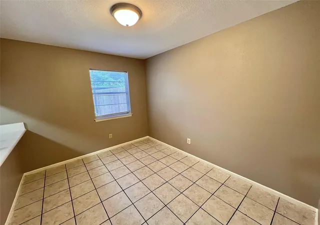 4th image of 1031-1037 N Chenango St, Angleton, TX 77515 | MLS# 96677497
