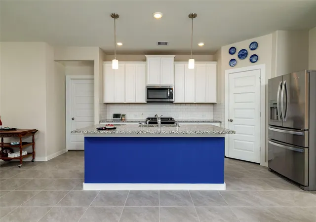 Homes for sale in Pearland, TX | 4910 Bottlebrush Dr, Pearland, TX 77584 | MLS# 70065170