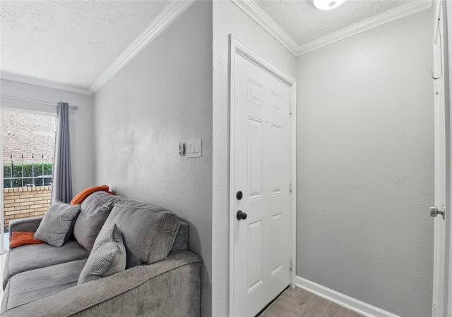3rd image of 12550 Whittington Dr, Houston, TX 77077