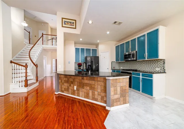 Photo 4 of Single family home for sale at 5734 Cedar Fld Way, Houston, TX 77084 | MLS# 69738958 | Listing updated on 2026-09-03