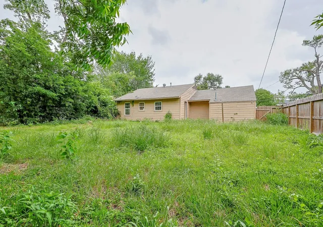 Homes for sale in Houston, TX | 5839 Southurst St, Houston, TX 77033 | MLS# 26623210