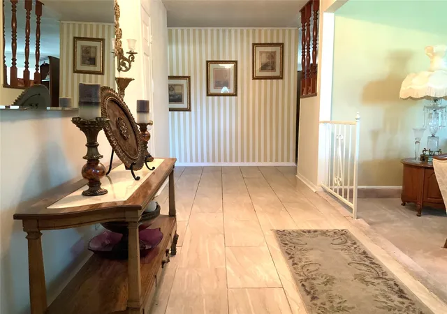 5th image of 3704 Cork Dr, Houston, TX 77047 | MLS# 73203716