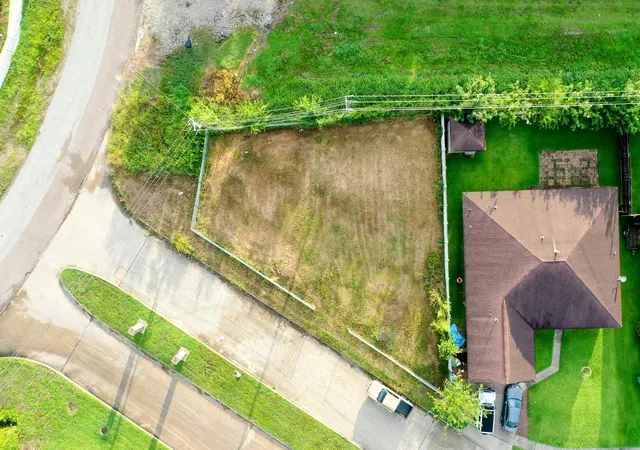 Photo 1 of Land for sale at 0 Bradford Way Dr, Houston, TX 77075 | MLS# 89888460 | Listing updated on 2026-08-25