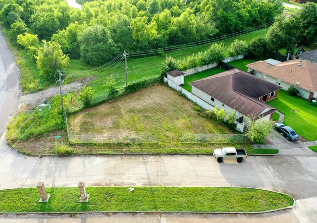 Photo 3 of Land for sale at 0 Bradford Way Dr, Houston, TX 77075 | MLS# 89888460 | Listing updated on 2026-08-25