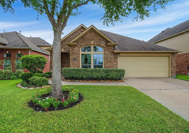 Photo 3 of Single family home for sale at 13415 Mesquite Stone Ln, Richmond, TX 77407 | MLS# 57911414 | Listing updated on 2026-09-18