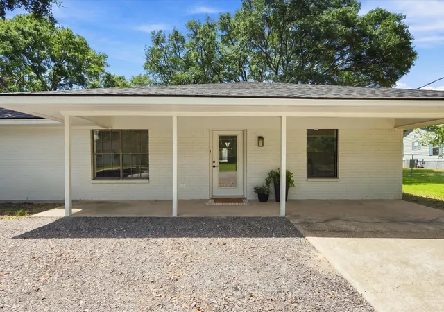 2nd image of 130 Parrish St, New Waverly, TX 77358 | MLS# 18114823