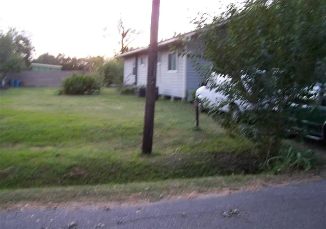 Photo 3 of Land for sale at 2403 Davis St, Houston, TX 77026 | MLS# 81963149 | Listing updated on 2026-09-14