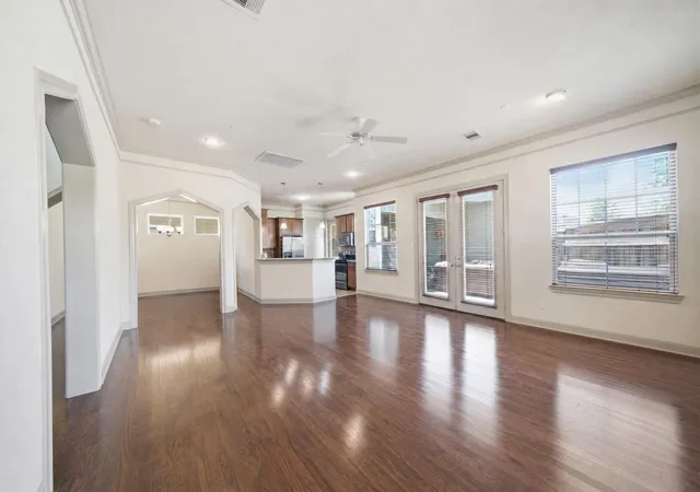 3rd image of 1838 Woodbend Village Ct, Houston, TX 77055 | MLS# 75822697