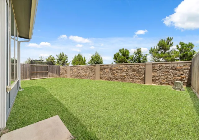 27th image of 5719 Foggy Vine Ct, Fulshear, TX 77441 | MLS# 89827389
