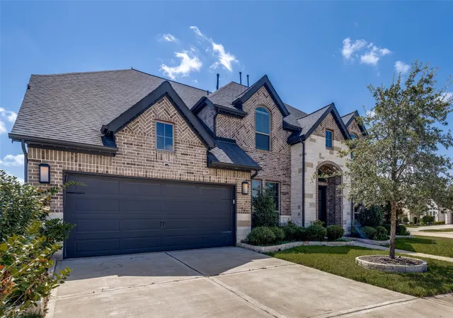 Photo 3 of Single family home for sale at 4407 Trace Ct, Fulshear, TX 77441 | MLS# 69475968 | Listing updated on 2026-08-29