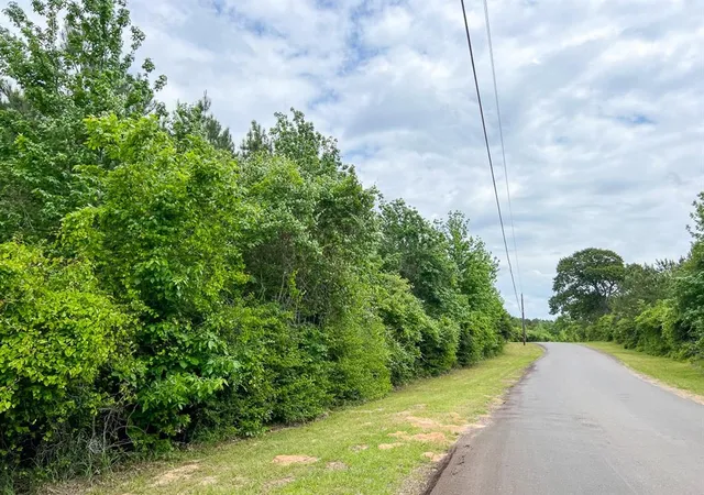 2nd image of 25 Cr 2145, Crockett, TX 75835 | MLS# 91262510