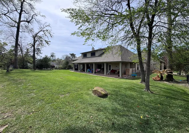 Photo 4 of Single family home for sale at 707 Fairway Oaks, Conroe, TX 77302 | MLS# 93050167 | Listing updated on 2026-09-11
