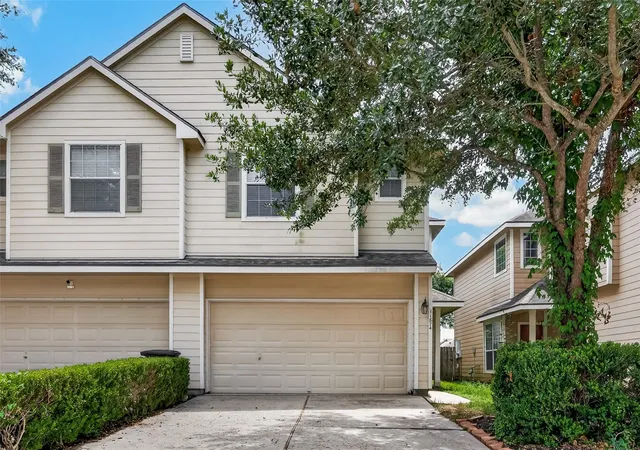 Townhouse for sale at 11874 Ramla Pl Trl, Houston, TX 77089 | MLS# 91095669