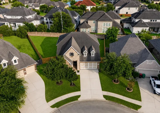 Photo 3 of Single family home for sale at 26303 Landover Hills Ln, Katy, TX 77494 | MLS# 14888682 | Listing updated on 2026-09-13