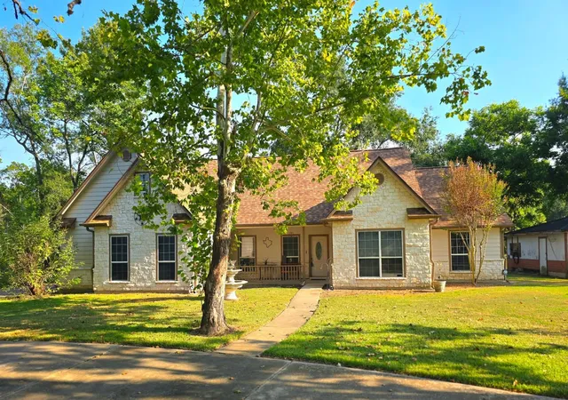 Homes for sale in Conroe, TX | 11692 Clark Ln, Conroe, TX 77385 | MLS# 59752593