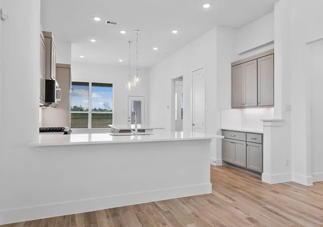Photo 4 of Single family home for sale at 2815 Sunrise Fld Ln, Fulshear, TX 77423 | MLS# 17219208 | Listing updated on 2026-08-04