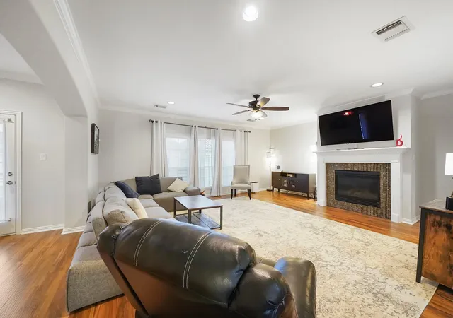 5th image of 7106 Harmony Cvs, Houston, TX 77036 | MLS# 14506886