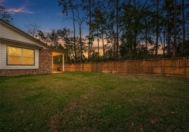 2nd image of 218 Skybranch Ct, Conroe, TX 77304 | MLS# 49931751