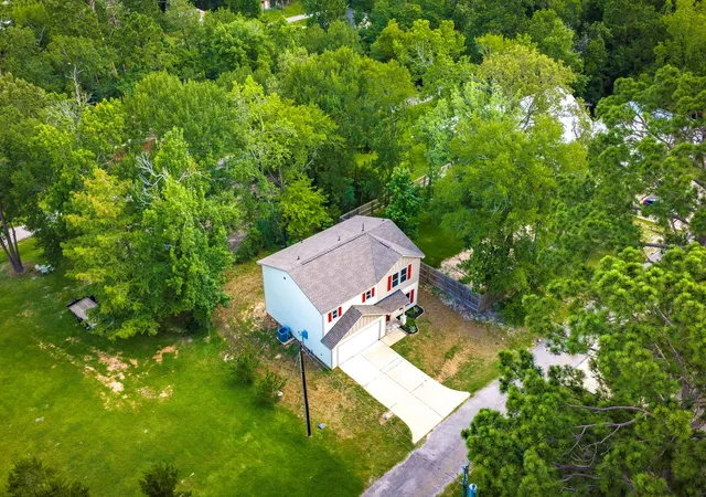 Photo 3 of Single family home for sale at 226 Holw Oak, Livingston, TX 77351 | MLS# 56053720 | Listing updated on 2026-07-23