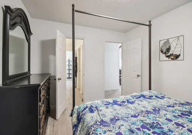 25th image of 3320 Churchill St, Pearland, TX 77581 | MLS# 98421355
