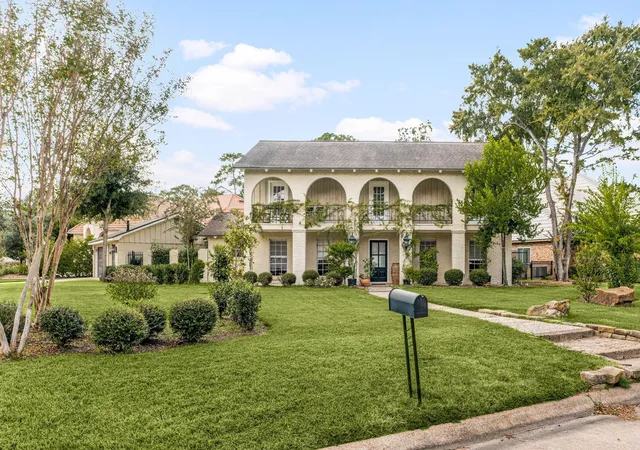 Photo 2 of Single family home for sale at 6010 Coral Ridge Rd, Houston, TX 77069 | MLS# 9191513 | Listing updated on 2026-07-21