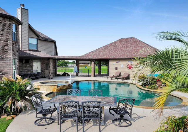 Homes for sale in Beaumont, TX | 14865 Lisa Ln, Beaumont, TX 77713 | MLS# 94639241