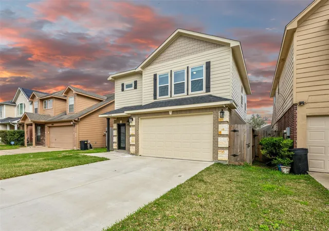 Photo 3 of Single family home for sale at 6626 Autumn Flowers Dr, Katy, TX 77449 | MLS# 14364351 | Listing updated on 2026-08-26
