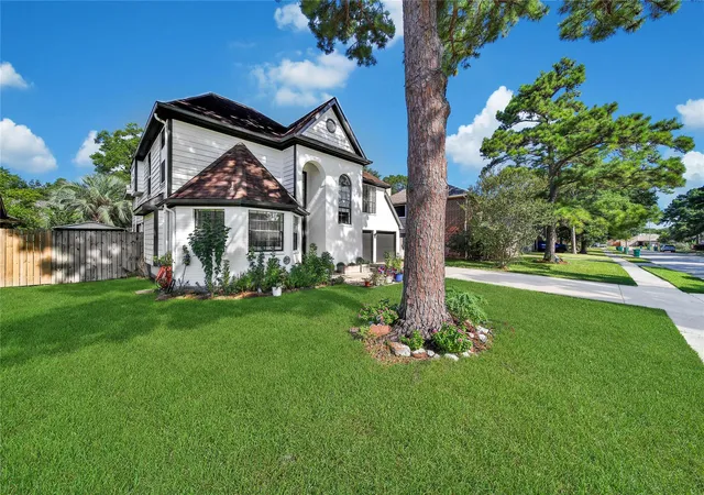 Photo 3 of Sale Pending at 21407 Deerhaven Dr, Spring, TX 77388 | MLS# 49667044 | Listing updated on 2026-09-17