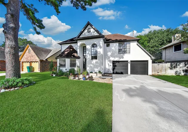 Photo 4 of Sale Pending at 21407 Deerhaven Dr, Spring, TX 77388 | MLS# 49667044 | Listing updated on 2026-09-17