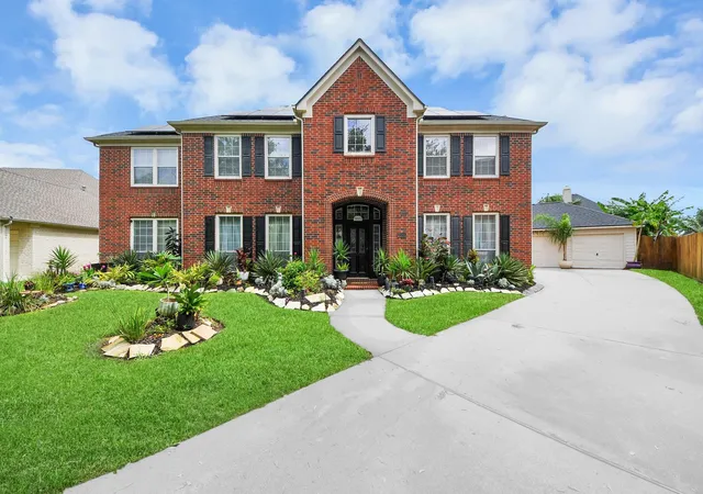 Homes for sale in League City, TX | 1155 Rustling Wind Ln, League City, TX 77573 | MLS# 28065896