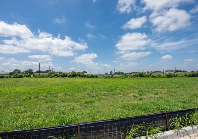 1st image of 503 Trend View Dr, Weimar, TX 78962 | MLS# 25684441