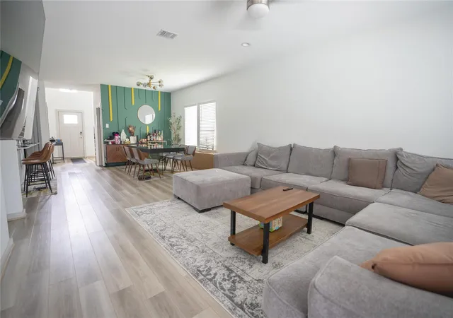 Photo 4 of Single family home for sale at 7519 Ramsgate Cliff Ln, Richmond, TX 77407 | MLS# 49573203 | Listing updated on 2026-08-13