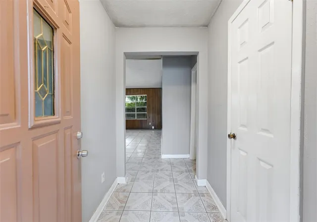 Photo 3 of Sale Pending at 12402 Enchanted Path Dr, Houston, TX 77044 | MLS# 98298377 | Listing updated on 2026-09-08