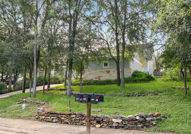 4th image of 207 Yale St, San Marcos, TX 78666 | MLS# 60139232