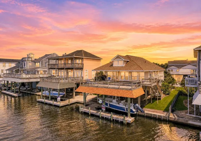 2nd image of 243 Isles End Rd #RR2, Galveston, TX 77554 | MLS# 11582066