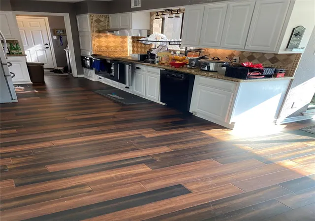 Photo 2 of Single family home for sale at 5765 Wynden Way, Beaumont, TX 77706 | MLS# 31837974 | Listing updated on 2026-07-23