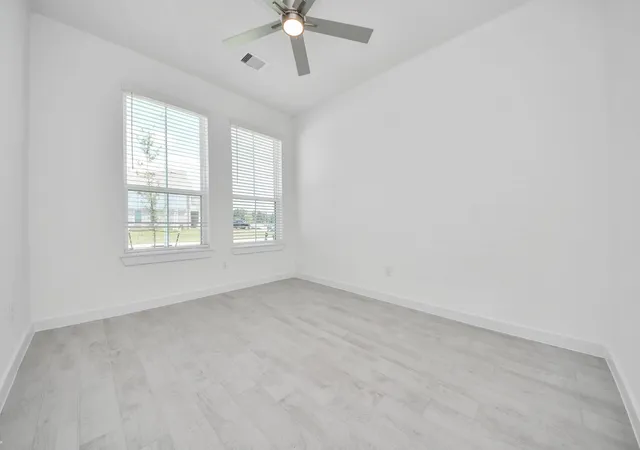 5th image of 26355 Viva Dr, Magnolia, TX 77355 | MLS# 77061543
